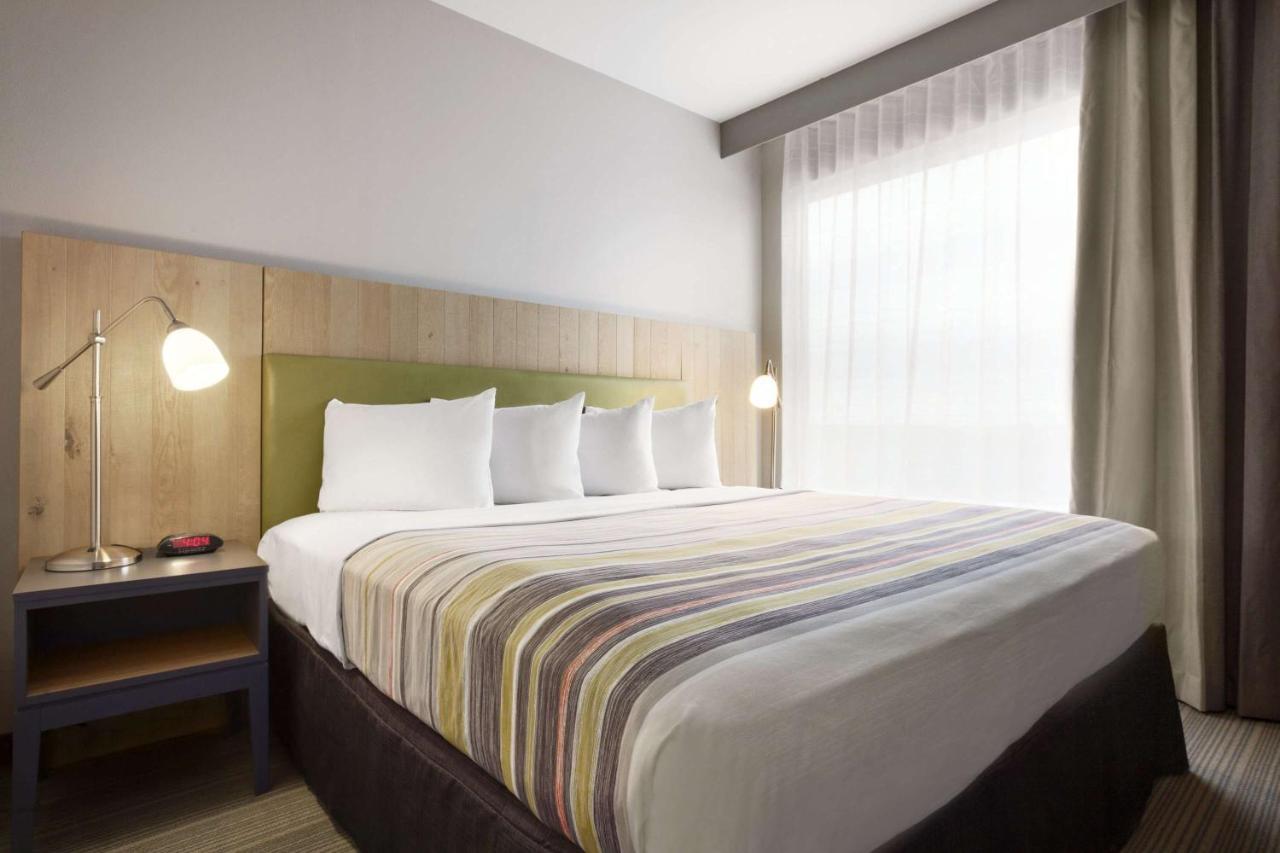 Country Inn & Suites By Radisson Bismarck Waterpark Eksteriør billede