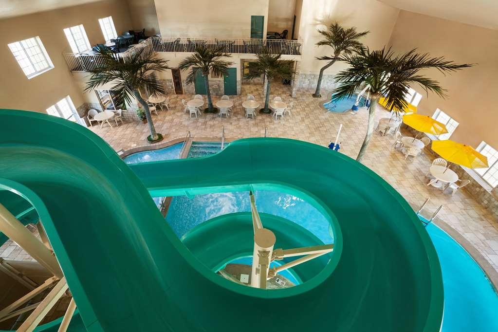 Country Inn & Suites By Radisson Bismarck Waterpark Eksteriør billede