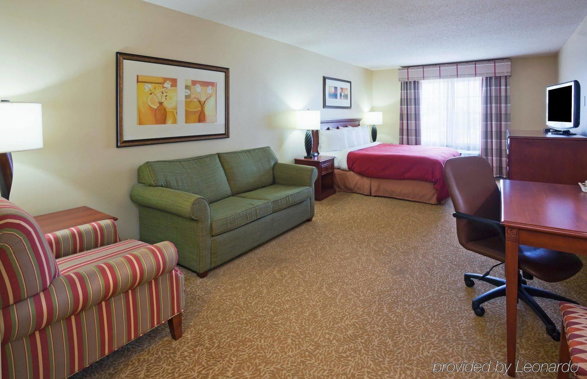 Country Inn & Suites By Radisson Bismarck Waterpark Eksteriør billede